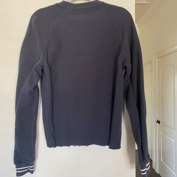 Wills Distressed-Crop - Picture 6 of 6